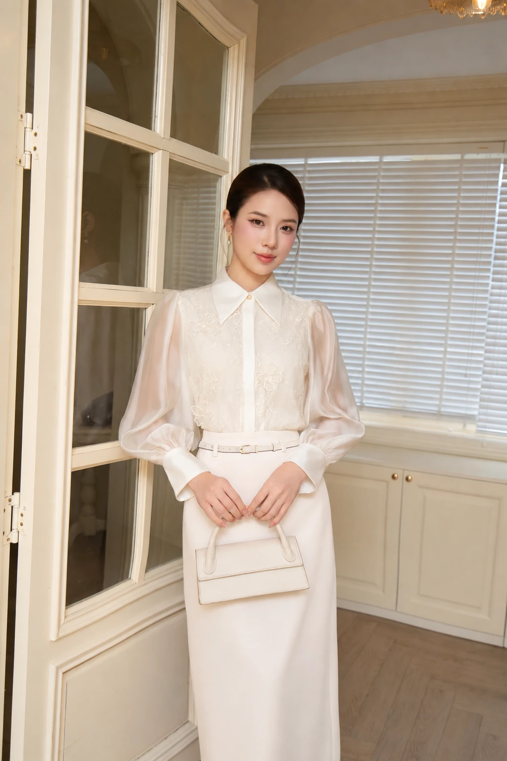 Áo Sơ Mi Ren Hoa Nổi 3D