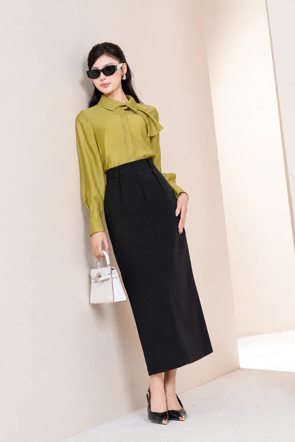 Áo sơ mi cổ vắt thêu Natti